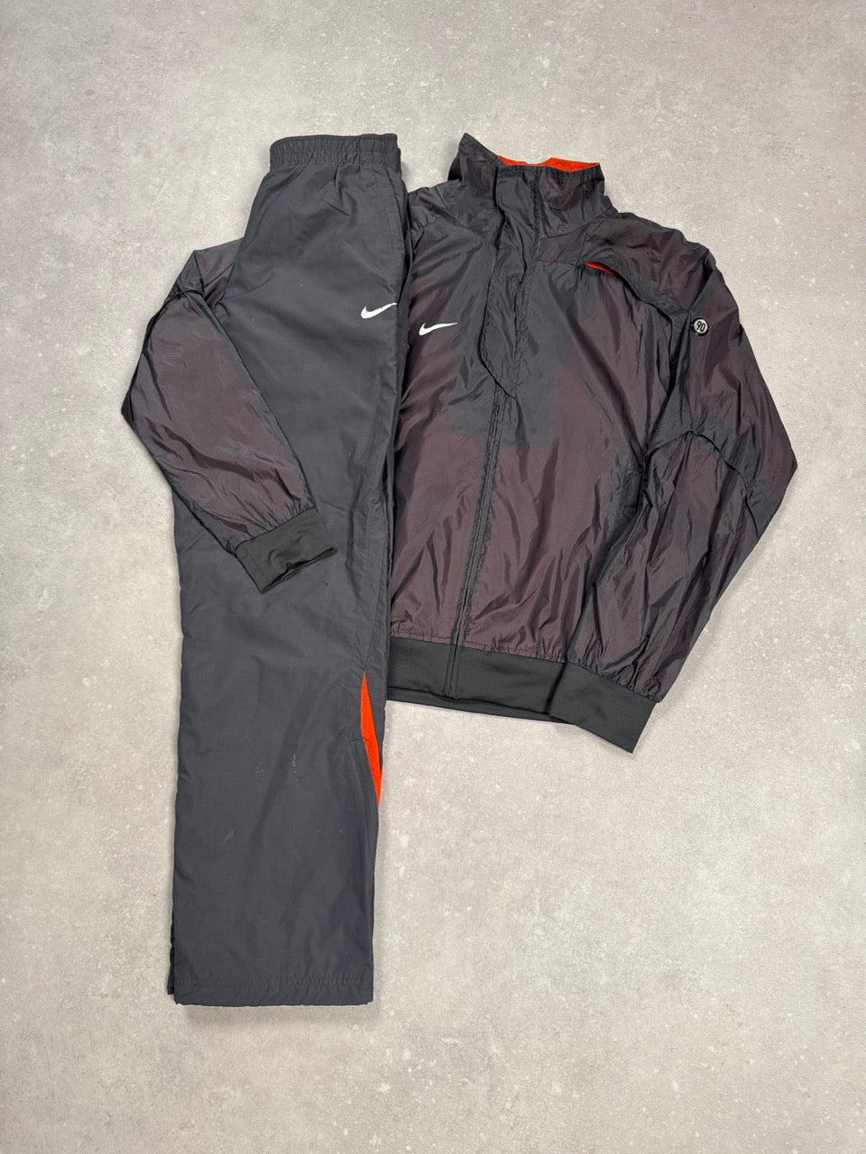 Nike Baggy Tracksuit (S)