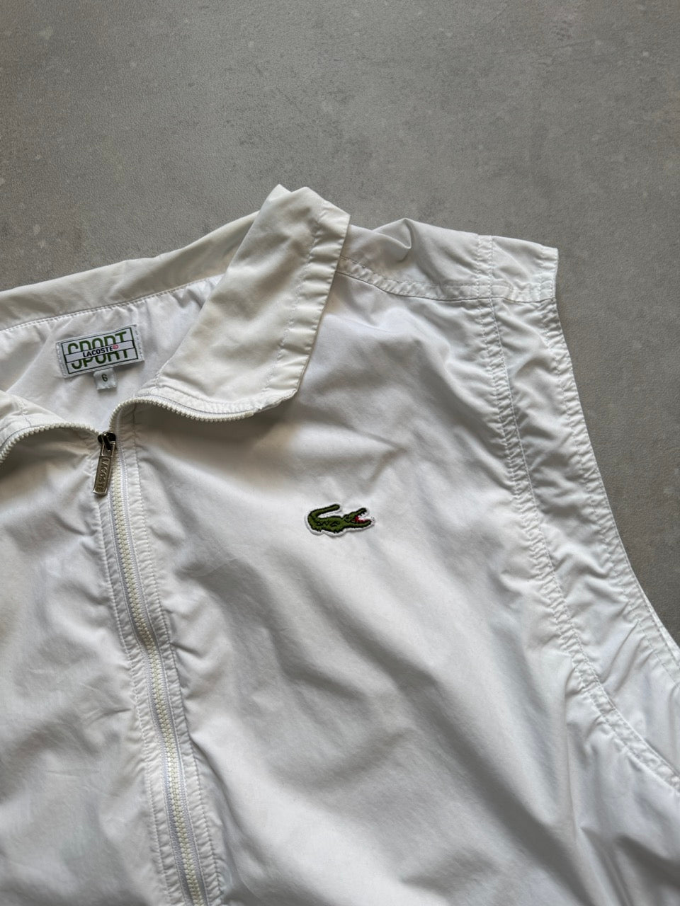 Lacoste West (L)