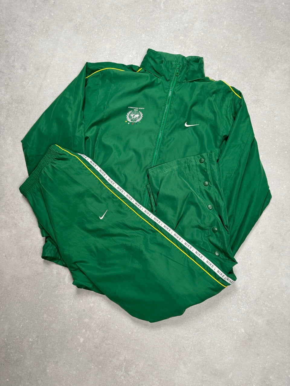 Nike Tracksuit USA (XL)